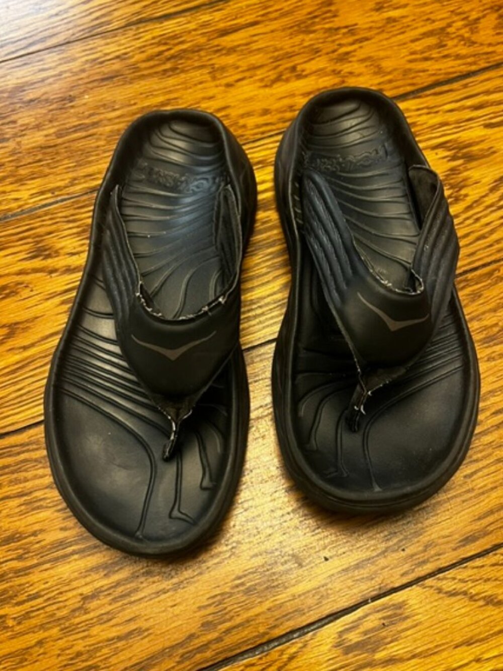 Women's HOKA Rubber Flip Flop Sandals, One Size (9/10), Black. Ex Con!